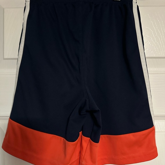 4 pair of boys shorts - Picture 8 of 16